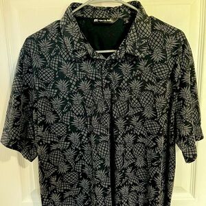 Travis Mathew pineapple print XL